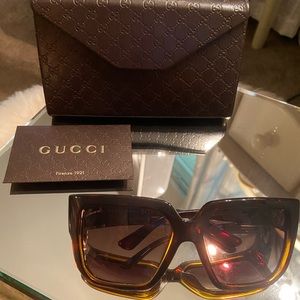 GUCCI Horsebit Tortoise Sunglasses